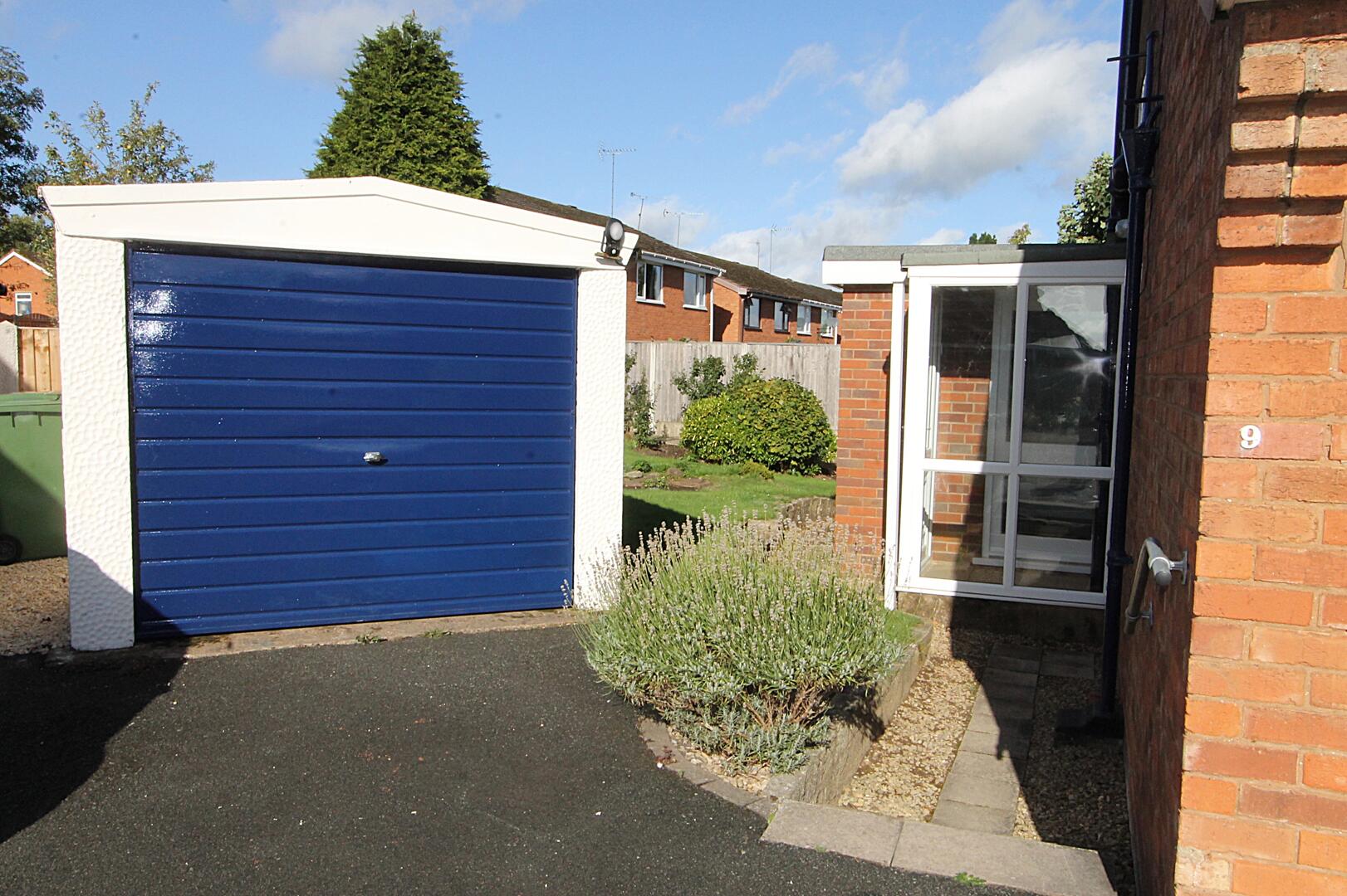 Pinewood Close, Kidderminster